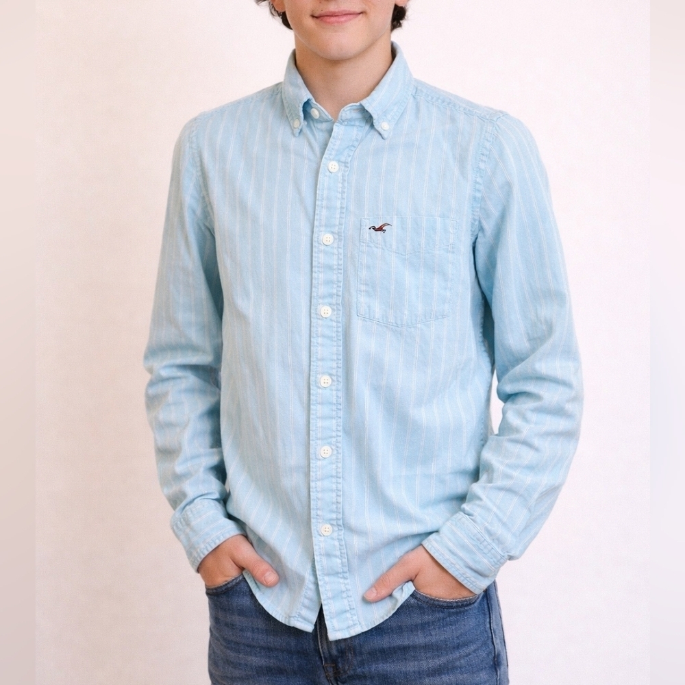 3/$30 HOLLISTER Pastel Striped Button Down Long Sleeve Shirt
